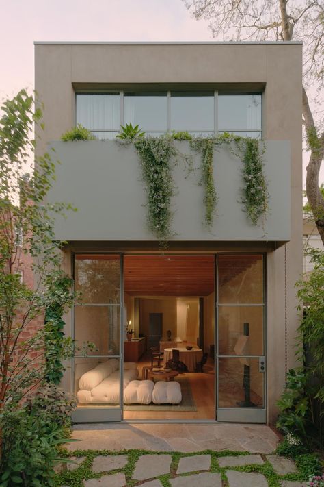 Timeless Interior, Japanese Architect, Melbourne House, Vogue Living, Casa Exterior, Victorian Terrace, Elegant Interiors, Historic Home, Facades