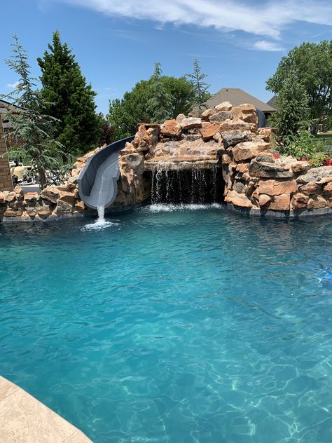 Dreaming of a summer oasis right in your backyard? Now’s the perfect time to start planning and building your pool to make Summer 2025 the best one yet! 🌞 Don’t wait until the rush—let’s start the process now so you can dive into your dream pool next summer! Reach out today to schedule your consultation.  #PoolGoals #BackyardParadise #Summer2025 #PoolBuildingSeason Swimming Pool In Backyard, Cute Pool Ideas, Backyard Pool Setup, Cute Backyards With Pools, Cute Backyard With Pool, Cement Pool Ideas, Rock Pools Backyard, Rustic Pool Ideas, Backyard Pool With Slide