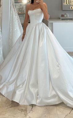 Wedding Dresses Princess Ballgown Classy, Elegant Traditional Wedding Dress, Basque Waist Ball Gown, Corset Tulle Wedding Dress, Basque Corset Wedding Dress, Corset Aline Wedding Dress, V Corset Wedding Dress, Basque Waist Ball Gown Wedding Dress, Corset Basque Waist Wedding Dress