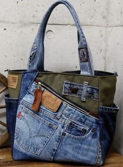 Diy Crossover Bag, Denim Bag Patterns Free, Denim Bag Patterns Free Sewing Tutorials, Jean Bags Ideas, Handmade Bags Diy Old Jeans, Recycled Denim Tote, Diy Jean Bag, Denim Bags From Jeans, Jeans Handbag