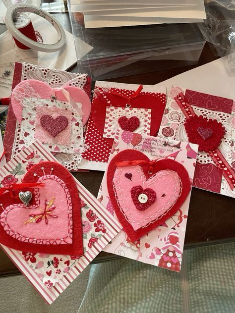 Galentines Gifts Handmade, Valentines Cards Handmade Aesthetic, Vintage Valentine Cards Handmade, Dreamy Wedding Decor, Galentines Aesthetic, Valentines Card Ideas, Vintage Valentine Crafts, Coquette Party, Loveshack Fancy