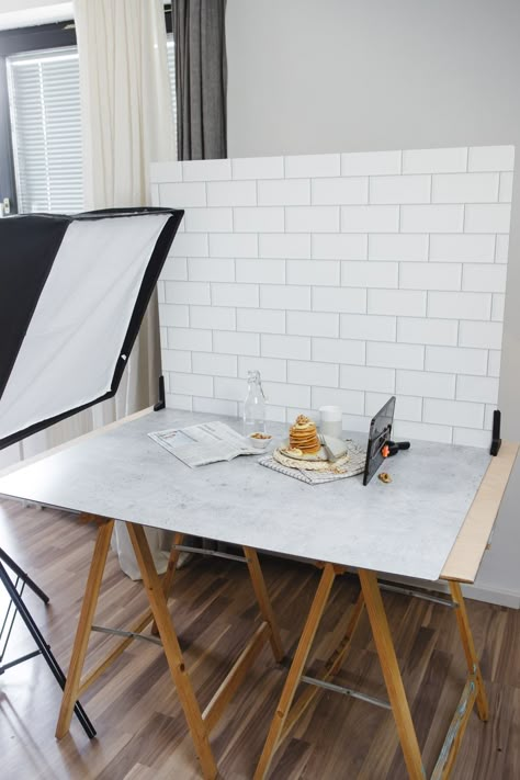 How To Mix And Match Photography Backdrops - Use Your Noodles Tile Backdrop Photography, Backdrop For Cake Photography, Food Photography Styling Backgrounds, Food Backdrop Ideas, Product Photography Set Up, Match Photography, Baking Space, Food Photo Background, Bakery Photography