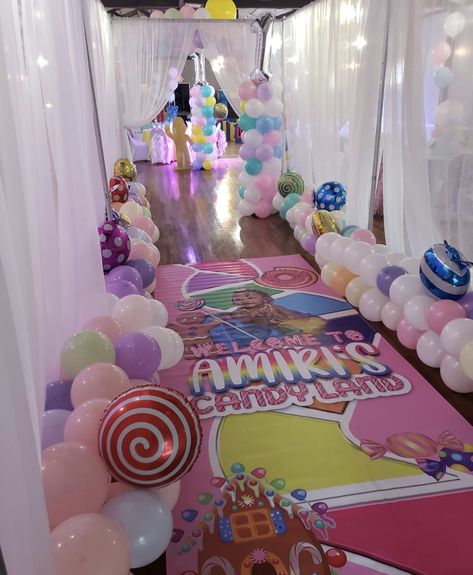 Sweet One Themed Birthday Party, Candy Land Theme Baby Shower Ideas, Candyland Gender Reveal, Candy Land Theme Birthday Party, Candyland Cake Ideas 1st Birthdays, Candy Land Birthday Party Ideas Diy, Candy Land Baby Shower Theme, Candyland Baby Shower Theme, Ratchet Happy Birthday