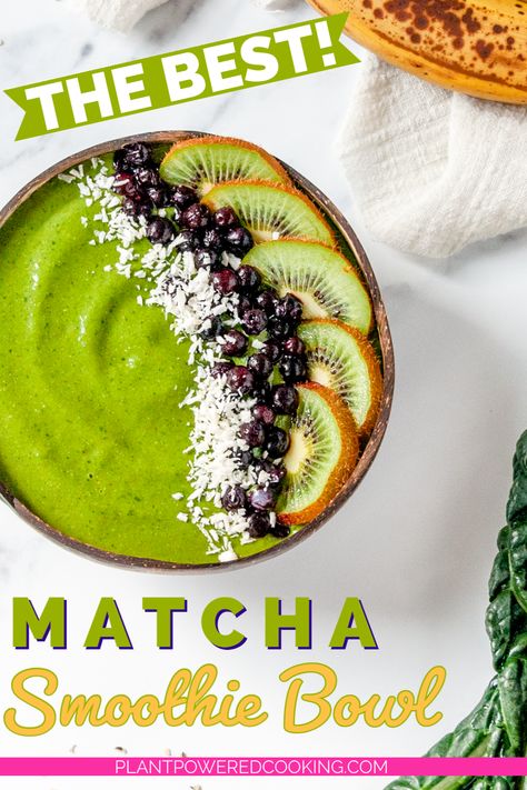 Bright green smoothie topped with berries and kiwi in a coconut bowl. Includes text overlay that reads The Best Matcha Smoothie Bowl. Matcha Bowl Recipe, Green Acai Bowl, Smoothie Bowl Easy, Pineapple Oatmeal, Chia Seeds Yogurt, Acai Smoothie Bowl Recipe, Green Smoothie Bowl Recipe, Wfpb Vegan, Hummus Toast