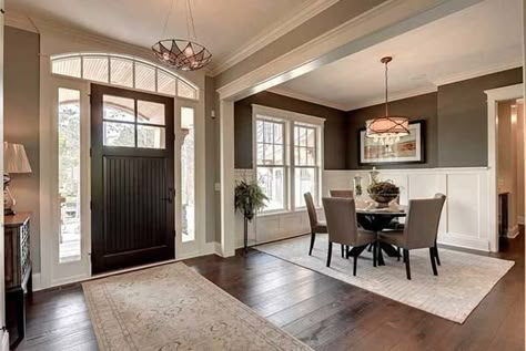 Warm and inviting family home with traditional styling in Minnesota Trendy Interiors, Farmhouse Paint Colors, Sala Grande, Luxury Dining Room, Luxury Dining, Decoration Inspiration, Room Flooring, Farmhouse Dining, Dining Room Ideas