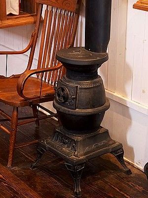 Evolution of Heating Stoves - WI Fireplace & Stove Store Antique Cast Iron Stove, Potbelly Stove, Antique Wood Stove, Wood Burning Cook Stove, Modern Stoves, Parlour Stove, Farm Estate, Coal Stove, Pot Belly Stove