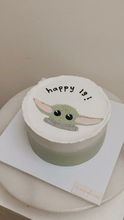 Grogu Cake, Baby Yoda Cake, Yoda Cake, Korean Cake, Bf Gifts, Cake Inspo, Baby Cake, Cake Ideas, Birthday Cake