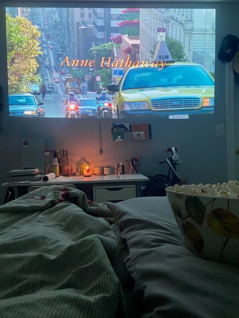 Projector In Bedroom, Casa Halloween, Home Cinema Room, Movie Projector, Mini Projector, Mini Projectors, Dreamy Room, Cinema Room, Room Makeover Bedroom