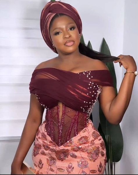 Nigerian Traditional Dresses, Asoebi Lace Styles, Asoebi Lace, Gele Styles, Asoebi Style, Aso Ebi Lace Styles, Aso Ebi Lace, Lace Dress Classy, Bubu Gown