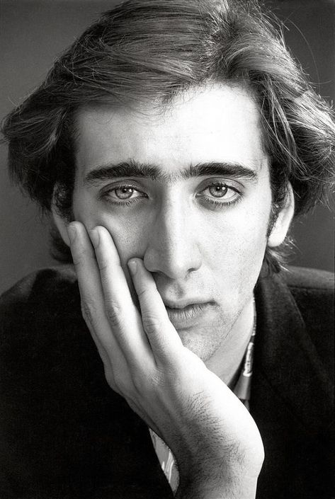 20 Vintage Photos of a Young Nicolas Cage in the 1980s ~ Vintage Everyday Sanpaku Eyes, Music Celebrities, Nic Cage, Nicholas Cage, Actor Headshots, Actors Male, Nicolas Cage, Foto Art, Male Portrait