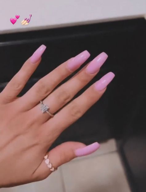 Bubble Gum Nails Design, Bubble Gum Pink Nails Acrylic, Bubble Gum Nails, Bubble Gum Pink Nails, Bubblegum Pink Nails, Bubble Gum Pink, Short Acrylic, Nails 2023, Short Acrylic Nails Designs