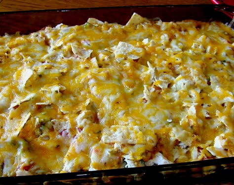 Chicken Tortilla Chip Casserole, Tortilla Chip Casserole, Chicken Tortilla Casserole, Chicken Taco Casserole, Casseroles Chicken, King Ranch Chicken Casserole, Tortilla Casserole, Baked Tortilla Chips, Mexican Chicken Casserole