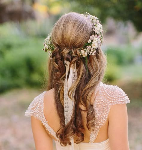 Hairstyles With Flower Headband, Headband Wedding Hairstyles, Wedding Hair With Flower Crown, Long Hair With Flowers, Hair With Flower Crown, Wedding Hairstyles With Headband, Up Wedding Hairstyles, Hair With Flowers, Crown Hairstyle