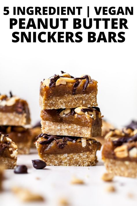 Vegan Peanut Butter Snickers Bars are made with just 5 ingredients and require no baking. This raw vegan dessert is a healthier alternative to the classic candy with no added sugar. #vegandesserts #rawvegandesserts #nobakedesserts #vegandessertshealthy #vegansnickersbars #homemadecandybars #snickersbarshealthy via @https://www.pinterest.com/jamievespa/ Raw Peanut Butter Slice, Raw Vegan Baking, Easy Raw Desserts, Vegan Bars Recipe, Vegan Cashew Dessert, Raw Snickers Bar, Easy Raw Vegan Dessert, Raw Vegan Treats, Vegan Snickers Bar