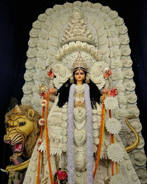 Maa Durga Idol, Jagadhatri Maa, Durga Thakur, Maa Bhavani, Jagadhatri Puja, Navratri Maa Durga, Durga Navratri, Ma Lakshmi, Maa Paintings