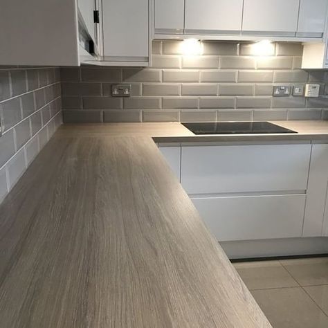 Looking for some white kitchen inspiration? @mrmattjh has kindly shared his Bayswater Gloss White kitchen renovation. Featuring: Grey Oak Effect Laminate worktop and Grey Granite Composite Sink #howdens #transformationtuesday #beforeandafter #whitekitchen #kitcheninspo #glosskitchen #smallkitchendesign White Kitchen Renovation, White Kitchen Inspiration, White Gloss Kitchen, Laminate Worktop, Gloss Kitchen, White Kitchen Design, Kitchen Corner, Kitchen Worktop, Grey Kitchens