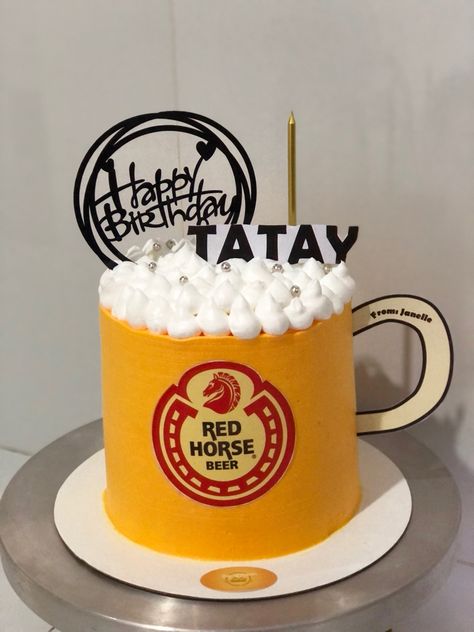 Beer Bento Cake, Beer Themed Cake, Beer Cakes, Beet Cake, Father's Day Cake, Alcohol Cake, Buttercream Decorating, Topper Design, Beer Cake