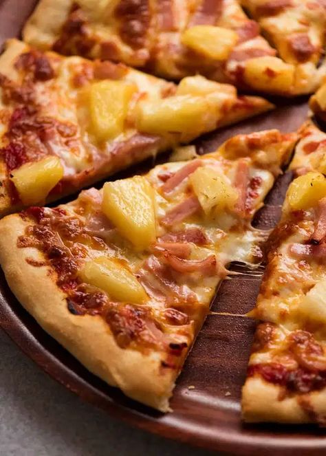 Ham and Pineapple pizza (Hawaiian) Ham And Pineapple Pizza, Freeze Pizza Dough, Pineapple On Pizza, Four Cheese Pizza, No Yeast Pizza Dough, Monica Murphy, Pizza Aesthetic, Pizza Roll, Pineapple Pizza