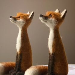 Wool Felting Animals, Needle Felted Fox, Needle Felting Diy, Felt Fox, Needle Felted Christmas, Felted Wool Crafts, Felt Pictures, Wool Animals, Needle Felting Tutorials