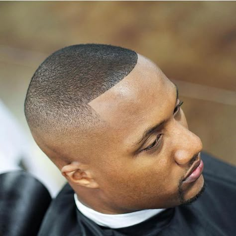 Skin Fade Haircut: 26 Stunning Ideas for Stylish Men Bald Fade Haircut Men, African Men Hairstyles, Man Haircut Fade, Black Man Haircut, Haircut Styles For Men, Black Man Haircut Fade, Fade Haircut Short, Men Fade Haircut, Skin Fade Haircut