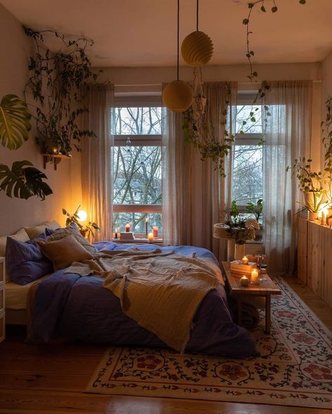 Candlelit Bedroom, Lots Of Plants, Peaceful Moments, Dream Apartment Decor, Room Redesign, Redecorate Bedroom, Apartment Decor Inspiration, Room Makeover Bedroom, Dream Room Inspiration