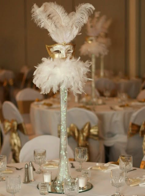 Ester xv White And Gold Masquerade Party, Rose Gold Masquerade Party, Masquerade Ball Theme, Sweet 16 Masquerade Party, Masquerade Gala, Masquerade Centerpieces, Masquerade Party Ideas, Mascarade Party, Masquerade Decorations