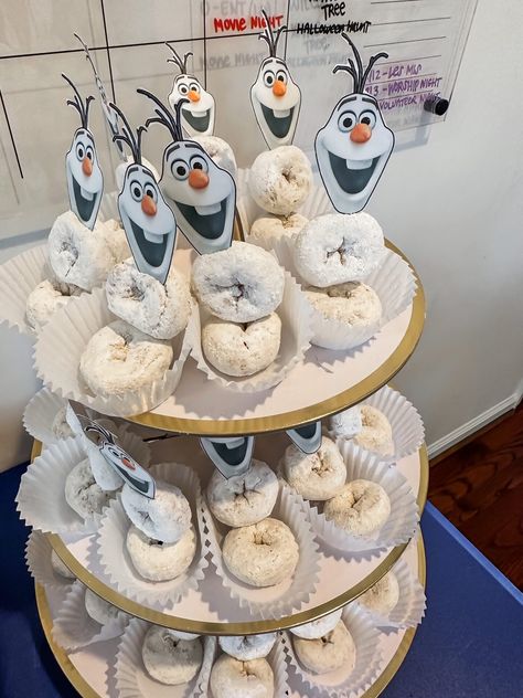 Frozen Birthday Party Food, Frozen 3rd Birthday, Frozen Birthday Party Decorations, Olaf Birthday, Diy Fall Ideas, Elsa Birthday Party, Frozen Bday Party, Frozen Birthday Party Ideas, Disney Frozen Birthday Party