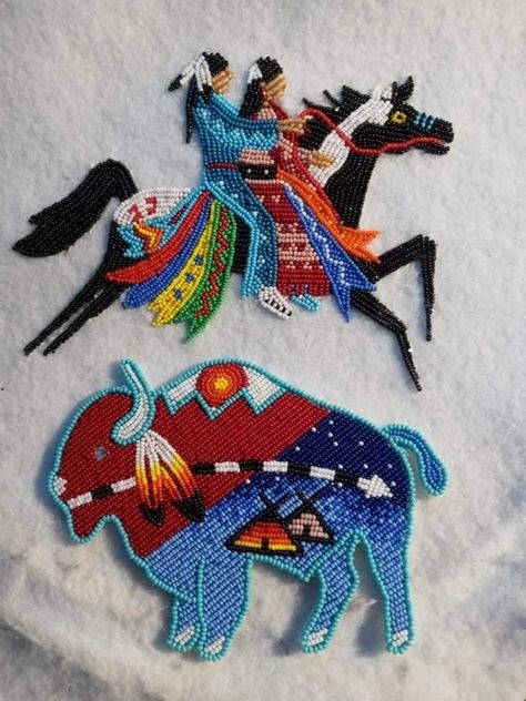 Beading On Leather Native Americans, Native American Bead Patterns, Beaded Buffalo Pattern, Quillwork Native American, Indigenous Beading Ideas, Native Beadwork Patterns, Indigenous Beading Patterns, Bead Embroidery Patterns Beadwork Design, Mmiw Beadwork