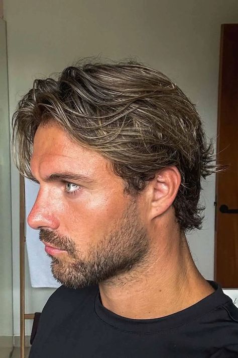 Mens Haircuts Straight Hair, Mens Haircuts Medium, Surfer Hair, Mens Haircuts Short Hair, Guy Haircuts Long, Men Haircut Curly Hair, Mens Hairstyles Medium, Mens Hairstyles Thick Hair, Wavy Hair Men