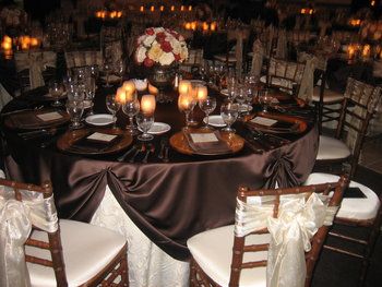 Flowers, Reception, Pink, Orange, Brown, Wedding, Gold Brown Wedding Ideas, Chocolate Brown Wedding, Brown Wedding Themes, Red Centerpieces, Autumn Wedding Reception, Reception Tablescapes, Chocolate Wedding, Gold Wedding Theme, Wedding Floral Centerpieces