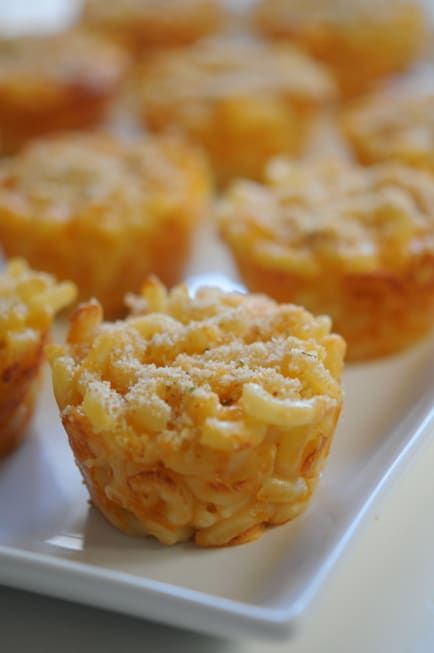 Mac And Cheese Cupcakes, Mac N Cheese Cups, Mac And Cheese Muffins, Mac And Cheese Cups, Cheese Cups, Martini Party, Easy Mac And Cheese, Cheese Puffs, Cheese Bites