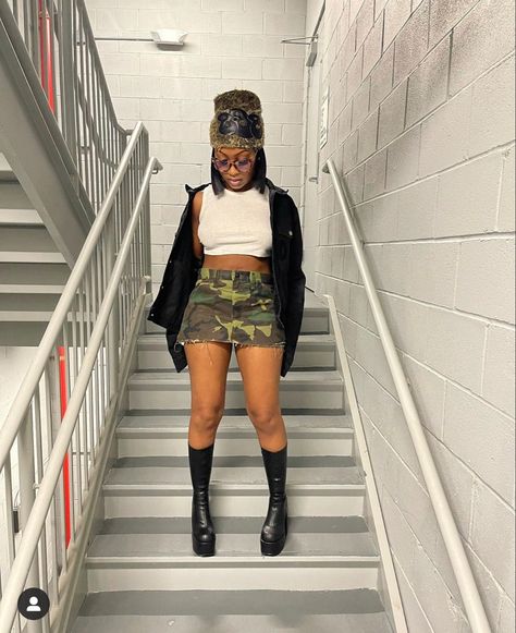 Camo Skirt Outfit Black Women, Cute Highschool Outfits, Beanie Outfit, Camo Outfits, Camo Fashion, Shein Outfits, Dress Up Outfits, Cute Swag Outfits, Cute Simple Outfits