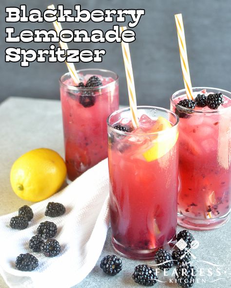 Gameday Drinks, Lemonade Spritzer, Spritzer Drink, Alcohol Desserts, Blackberry Lemonade, Fancy Brunch, Best Summer Cocktails, Drink Stand, Blackberry Recipes