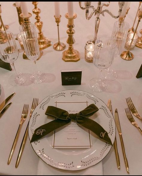 Wedding Dinner Table Setting, Candlelight Wedding, Formal Dinner Table, Rosewood London, Wedding Dining Decor, Candle Lit Wedding, Plate Setting, Custom Wedding Napkins, Wedding Ambiance