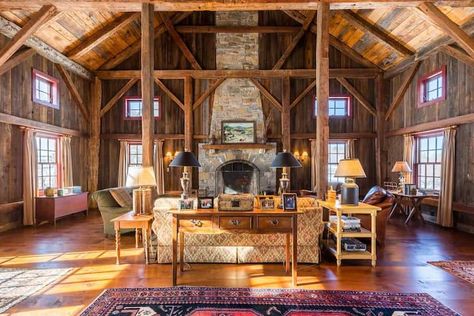 Stunning Converted Barn Home 3-bed 2 bath - Barns for Rent in Woodstock, Vermont, United States - Airbnb Converted Barn Homes, Barn Conversion Interiors, Cottagecore Interior, Barn Windows, Traditional Home Magazine, Woodstock Vt, Woodstock Vermont, Barn Kitchen, Cozy Family Rooms