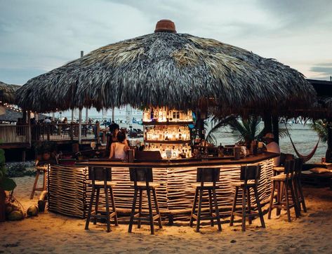 Beach Dive Bar, Beach Bars Design, Outdoor Beach Bar, Beach Cafe Design, Beach Bar Design Ideas, Beach Bar Decor, Beach Club Design, Bamboo Cafe, Beach Bar Ideas