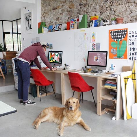 atelier bingo. on Instagram: "🏡The studio & Donut🐕" Creative Workspace Inspiration, Design Studio Workspace, Design Studio Office, Studio Workspace, Art Studio Space, Art Studio Room, Studio Office, Creative Workspace, Work Room