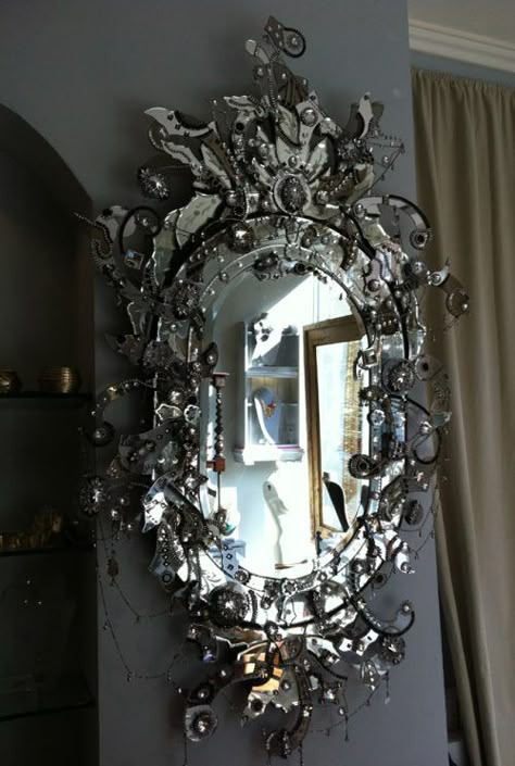 Spiegel Diy, I Love Mirrors, French Bathroom, The Fairest Of Them All, French Living, Fairest Of Them All, Vintage Mirrors, Décor Boho, Beautiful Mirrors