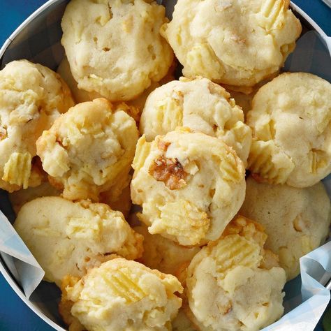 Buttery Potato Chip Cookies Potato Chip Cookie Recipe, Potato Chip Dessert, Potato Chip Cookies Pioneer Woman, Potato Chip Cookies From 1976, Potato Chip Cookies Recipe, Yorkshire Pudding Wrap, Lemoore California, Potato Cookies, Remembering Grandma