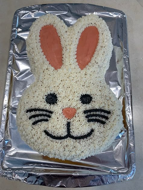 Easter Bunny Shaped Cake, Bunny Cake Decorating Ideas, Bunny Cake Ideas Birthday Parties, Easy Bunny Cake, Bunny Cake Easy, Bunny Face Cake, Bunny Cake Birthday, Bunny Cake Ideas, Easter Birthday Cake