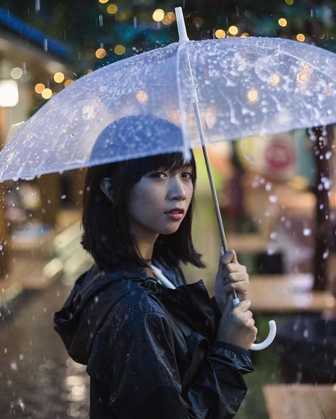 Clear Umbrella Photography, Umbrella Poses, Rain Portrait, Umbrella Photoshoot, Rain Shoot, Night Place, Umbrella In The Rain, Rain Photoshoot, Rainy Day Photos