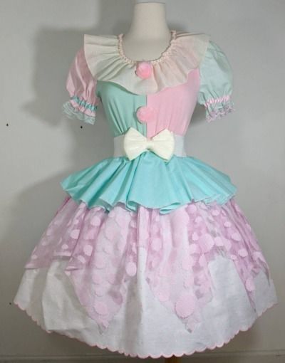 clowns of etsy🌈 on Tumblr Pastel Clown, Clown Dress, Mint Pastel, Clown Clothes, Kei Fashion, Cute Clown, Clown Costume, Dress Halloween Costume, Cosplay Dress