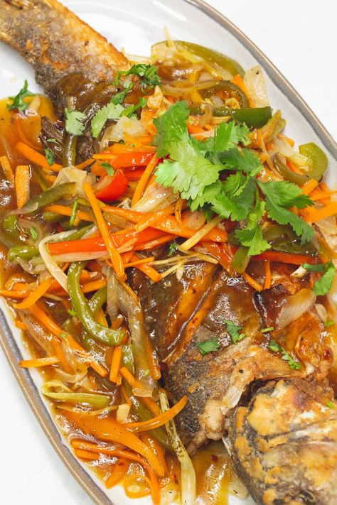 Sweet And Sour Fish Recipe Filipino, Filipino Fried Fish Recipe, Fish Escabeche Filipino, Escabeche Recipe Filipino, Filipino Fish Recipes, Fry Fish Recipes, Fish Recipe Filipino, Sweet And Sour Fish Recipe, Fish Escabeche