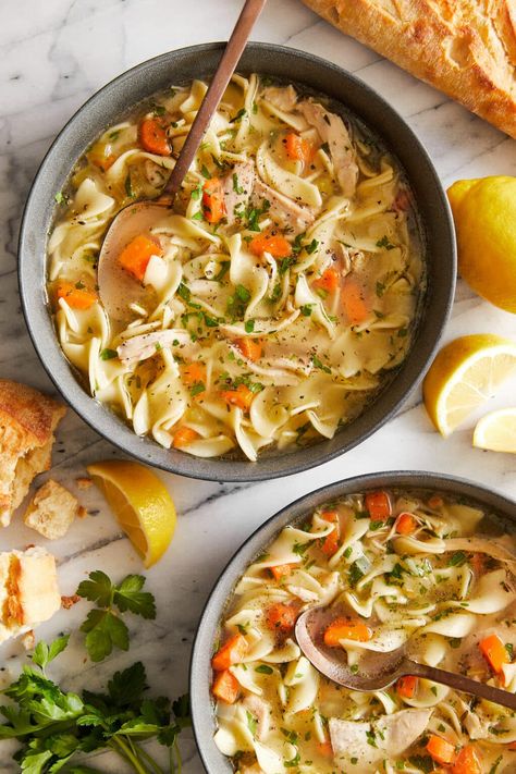 Comforting Chicken Noodle Soup, Damn Delicious Recipes, Instant Pot Chicken Noodle Soup, Instant Pot Chicken Noodle, Best Chicken Noodle Soup, Spoon Fork Bacon, Chicken Noodle Soup Recipe, Noodle Soup Recipe, Instant Pot Soup Recipes