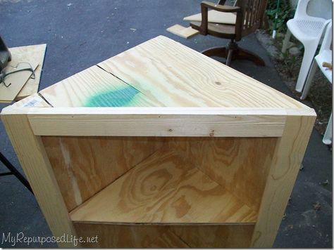 how to corner cabinet 4 Corner Cabinet Plans Diy, Replace Corner Cabinet With Shelves, Diy Corner Bar, Corner Cabinet Diy, Open Corner Base Cabinet, Old Door Corner Shelf Diy, Corner Cabinet Living Room, Small Corner Cabinet, Diy Corner Cabinet