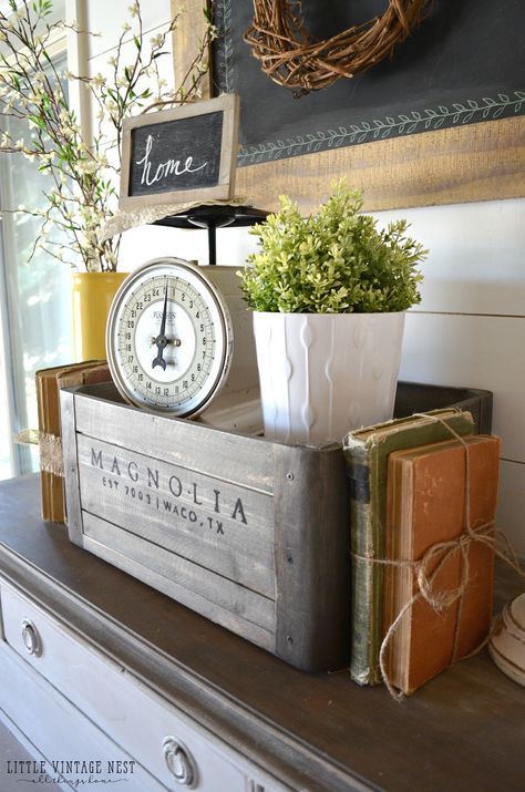 5 Ways to Style a Wooden Crate Farmhouse Vignette Rustic Wooden Box Centerpiece, Wooden Box Centerpiece, Farmhouse Tabletop, Vibeke Design, Rustic Wooden Box, Casa Country, Cottage Shabby Chic, Ideas Hogar, Deco Retro