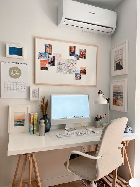 White Desk Setup, Cozy Home Office, White Desk, Casa Vintage, Office Room Decor, Study Room Decor, Home Office Setup, Room Makeover Bedroom, Home Office Space