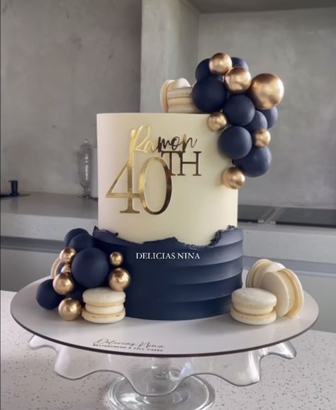 Mans 40th Birthday Cake Ideas, Cake Designs 70th Birthday, Men Birthday Cake Design, Cakes 40th Birthday For Men, 40 Birthday Cakes Men, Cake Papa Birthday, Cake For 35th Birthday Man, 100th Birthday Cake Ideas For Men, 60th Birthday Cake Man