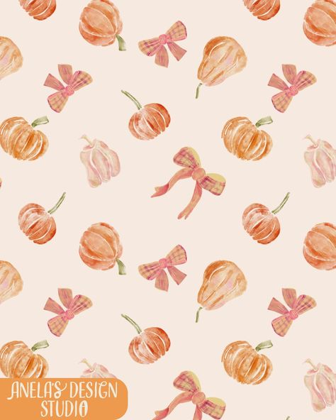 Once you start drawing bows you can't stop and add them everywhere🎀☺️ So here's my new Coquette Pumpkins print in a watercolor fall-inspired style with plaid patterns and OMG how cute are they?!🎃🎃🎃🎀🎀🎀🎨👩‍🎨 Swipe for more colorways🎨 You can find this pattern on fabric, home decor, and wallpaper in my Spoonflower shop 🔗 https://www.spoonflower.com/collections/891103-autumnal-woodland-by-anela-s_design_studio So if you like to sew, and decorate your home for fall time check out this print usi... Fall Print Wallpaper Iphone, Cute Halloween Pattern Wallpaper, Coquette Fall Background, Fall Iphone Wallpaper Layout, Autumn Coquette Wallpaper, Pumkin Wallpapers Cute, Pumpkin And Bows Wallpaper, Plaid Fall Wallpaper, Fall Wallpaper Coquette