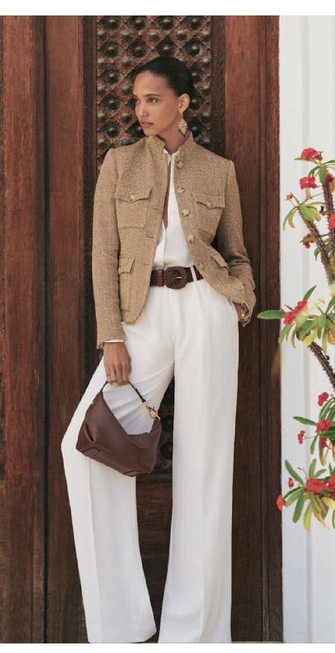 Ralph Lauren Style Women, Ralph Lauren Looks, Preppy Mode, Woman Outfit, Stylish Work Attire, Ralph Lauren Style, Ralph Lauren Outfits, Classic Outfits, Business Casual Outfits